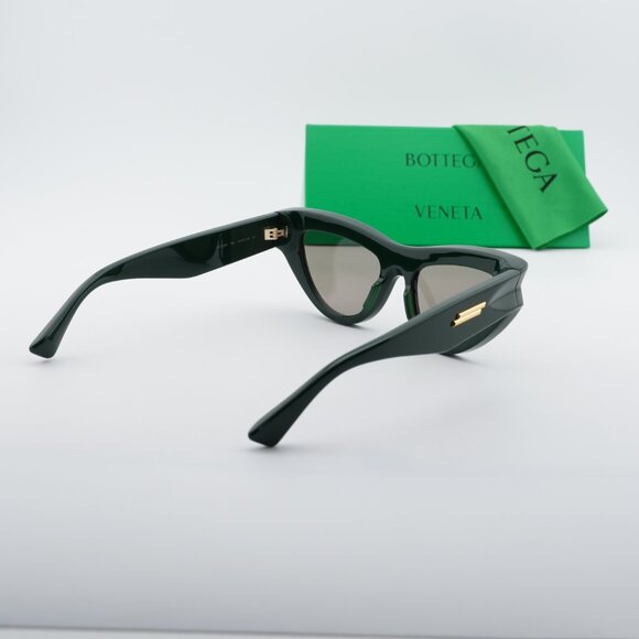 Bottega Veneta BV1220S 004 Cat Eye Sunglasses - Green - Picture 4 of 10